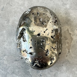 Pyrit, jumbo palmstone med kluster (B)