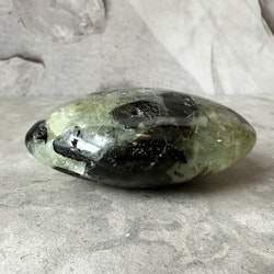 Prehnit, jumbo palmstone (F)
