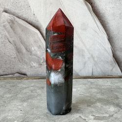Blodsten / Heliotrop, torn (A)