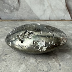 Pyrit, jumbo palmstone med kluster (A)