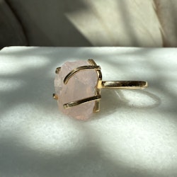 Rosenkvarts, justerbar ring, guld