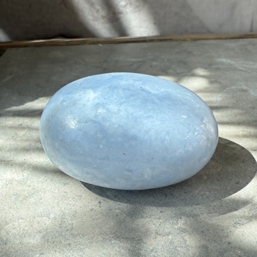 Blå kalcit, palmstone (F)