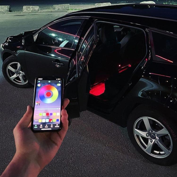 Mobilstyrd LED-interiör belysning till bilen - DekalGruvan
