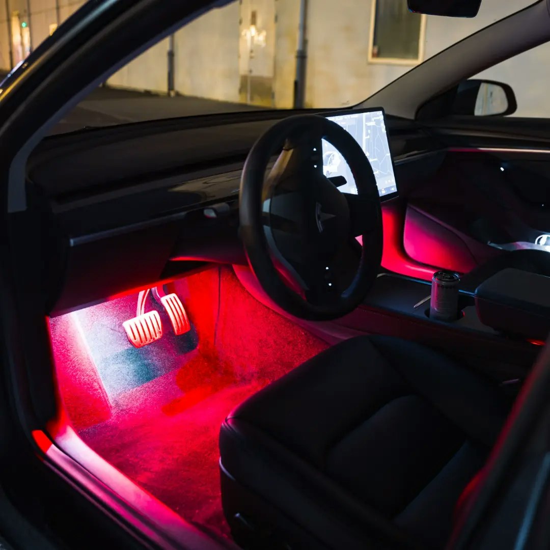 Mobilstyrd LED-interiörbelysning till bilen - DekalGruvan