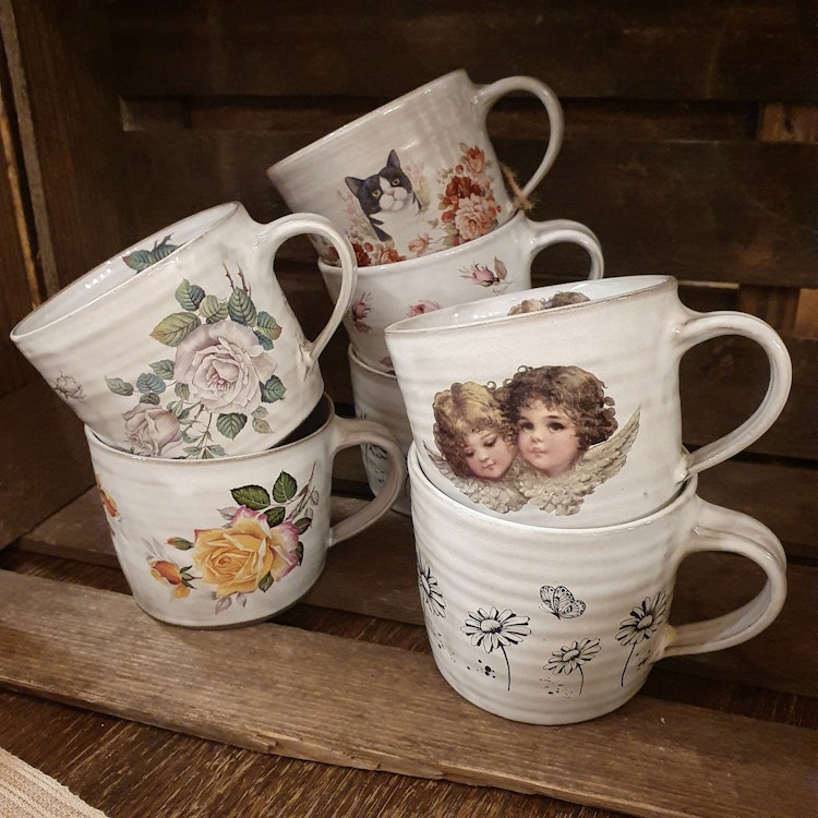 Mugg med olika mönster