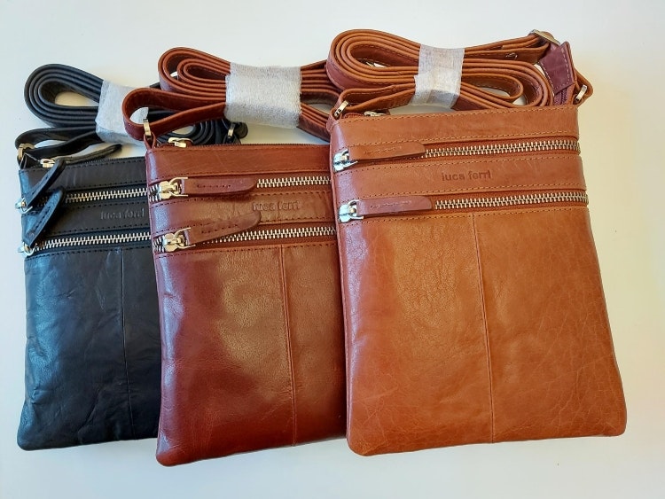 Mobilväska svart, brandy, cognac Luca Ferri 7419