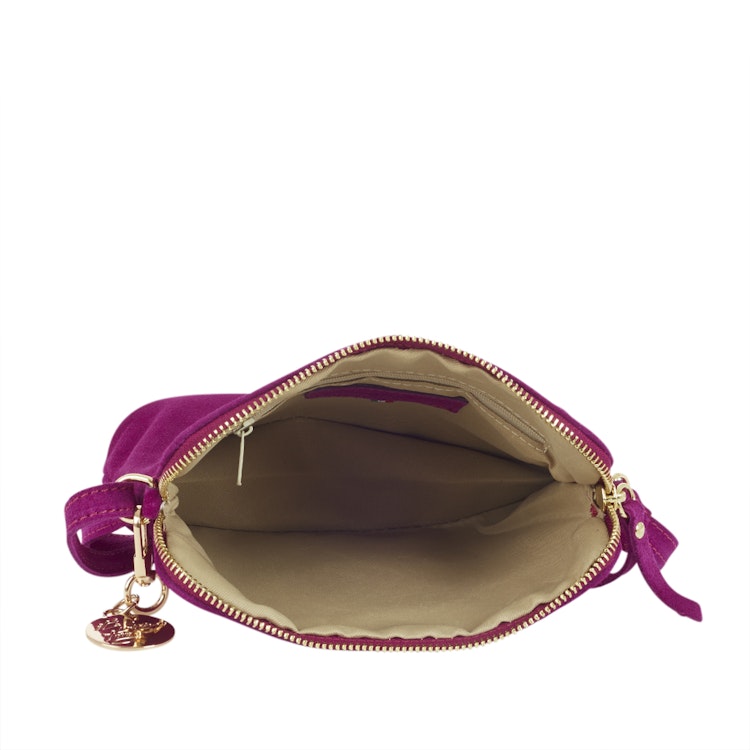 Ulrika Design Väska Axelväska halvmåne mocka mörk rosa 7009-33 insida