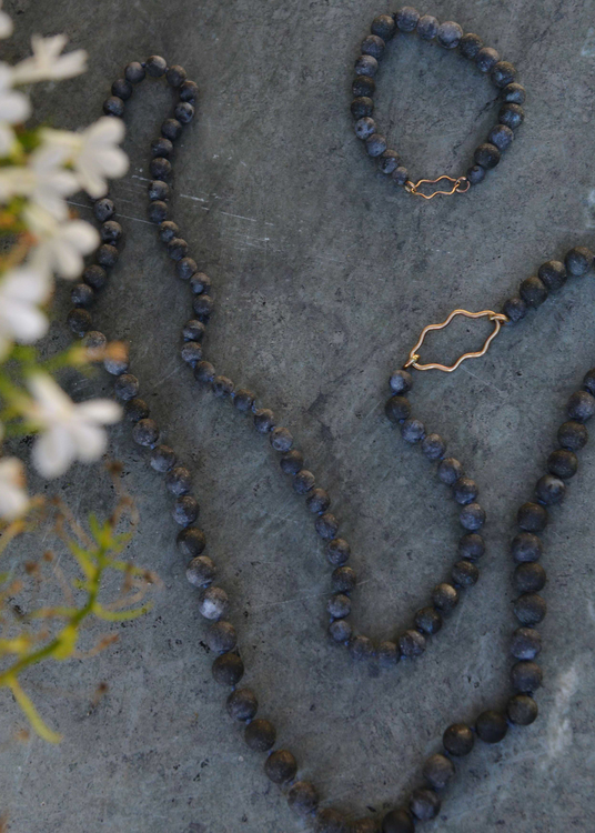 Mossa Black Labradorite Necklace