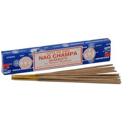 Nag Champa 40 g - rökelsepinnar