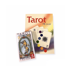 Tarotkort med bok