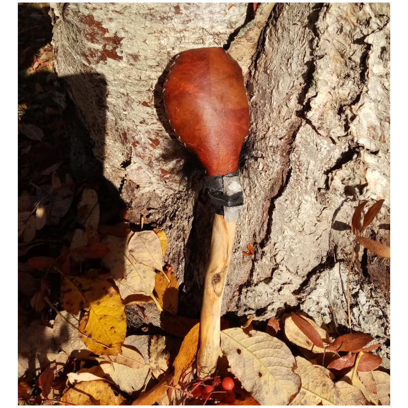 Handgjord Shamanskallra av hjortskinn och poppelträ