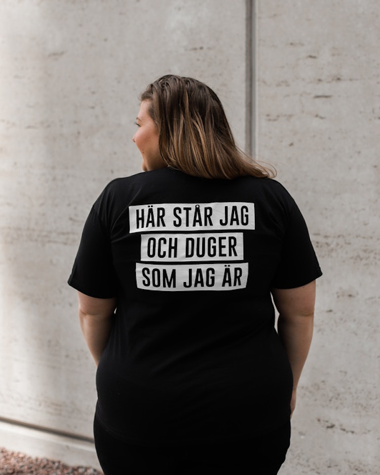T-shirt "Här står jag och duger som jag är"