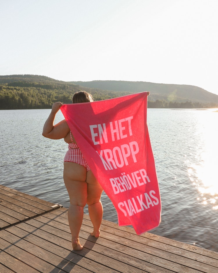 Strandpaket (rosa): Vattenflaska + strandbadlakan