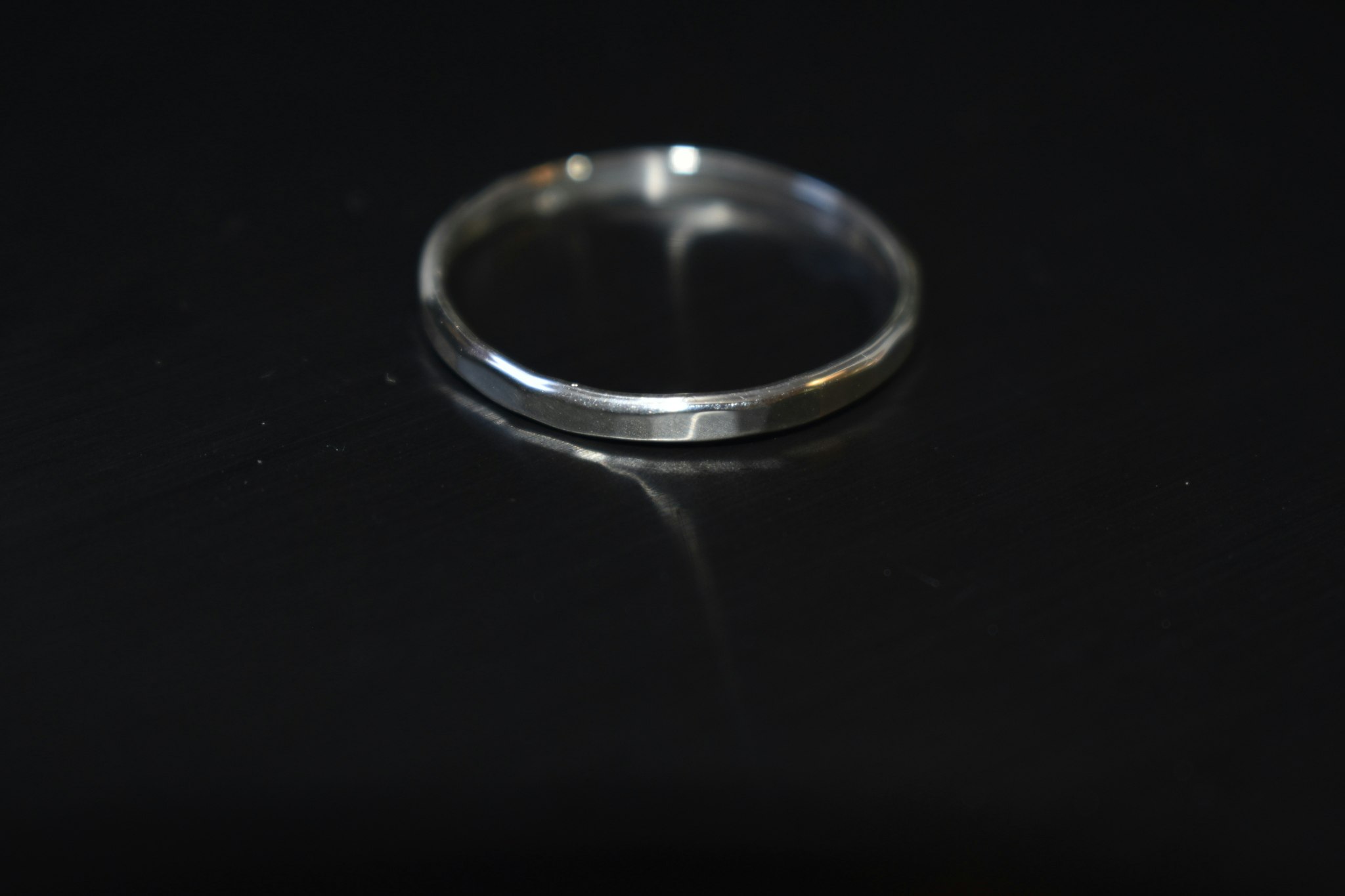 Ring med hamrad kant - sterling silver