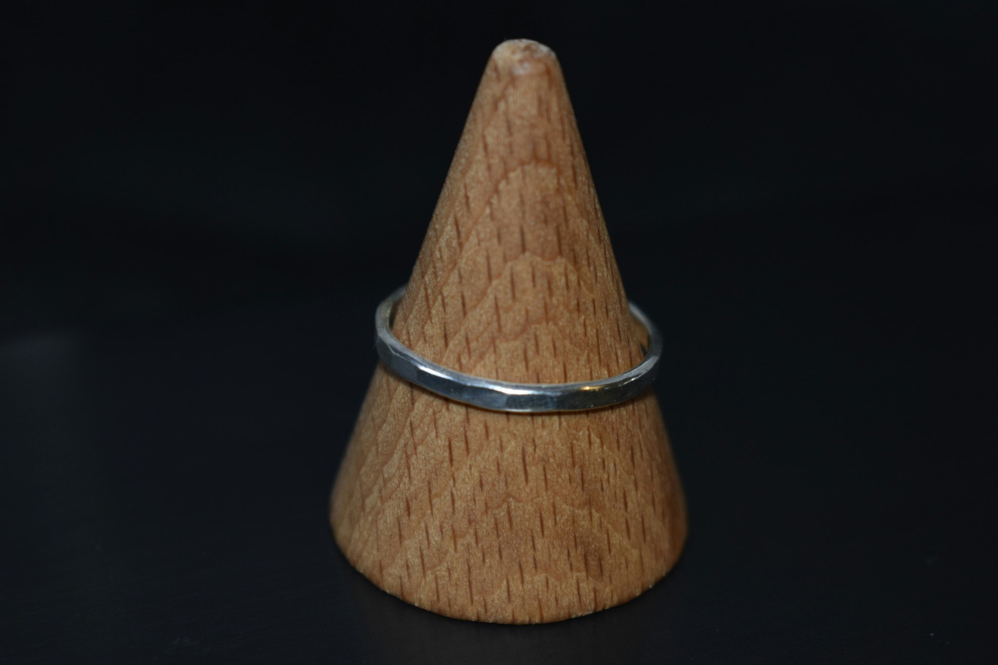 Ring med hamrad kant - sterling silver