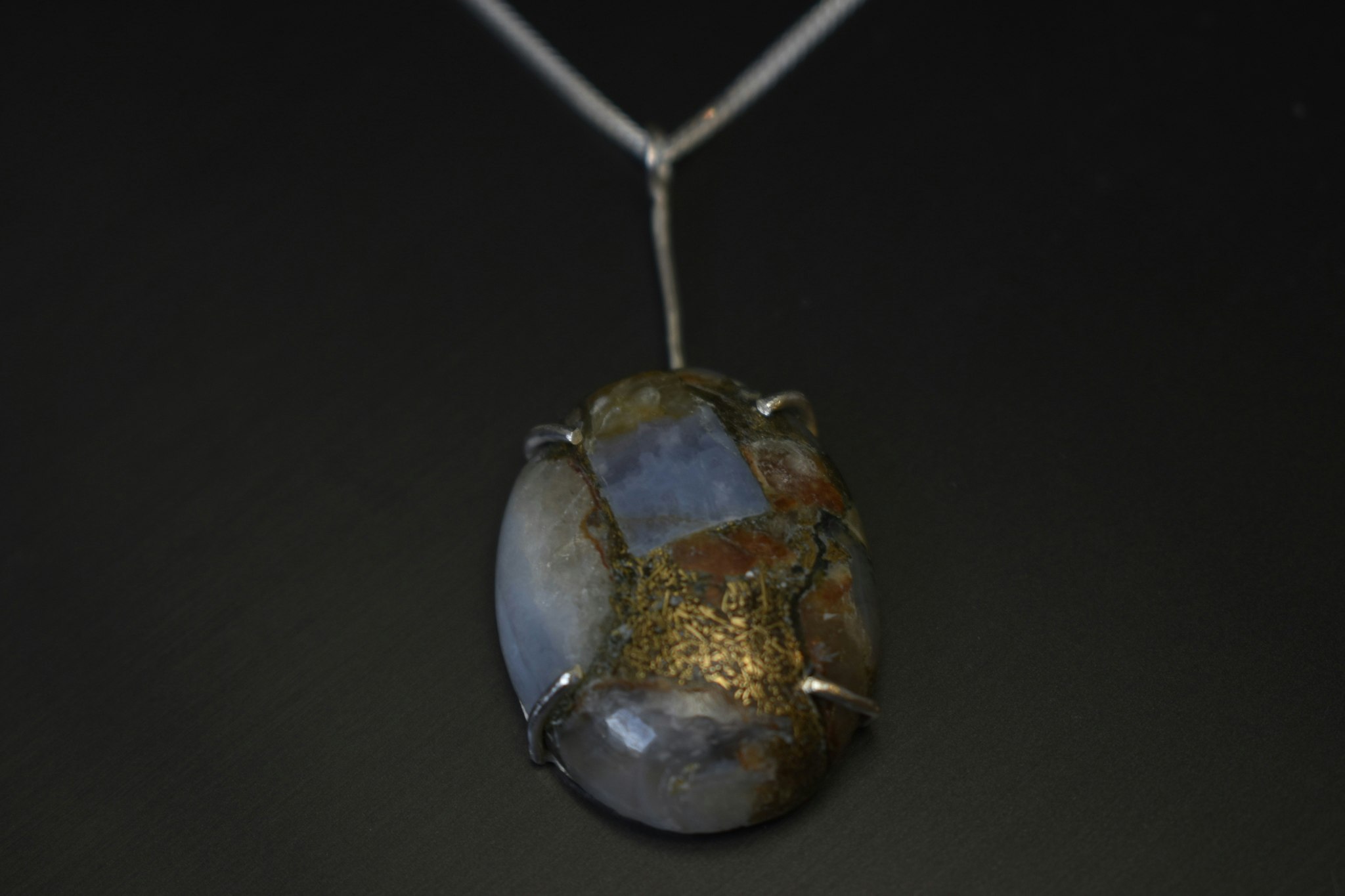 Kalcedon cabochon hänge - sterling silver