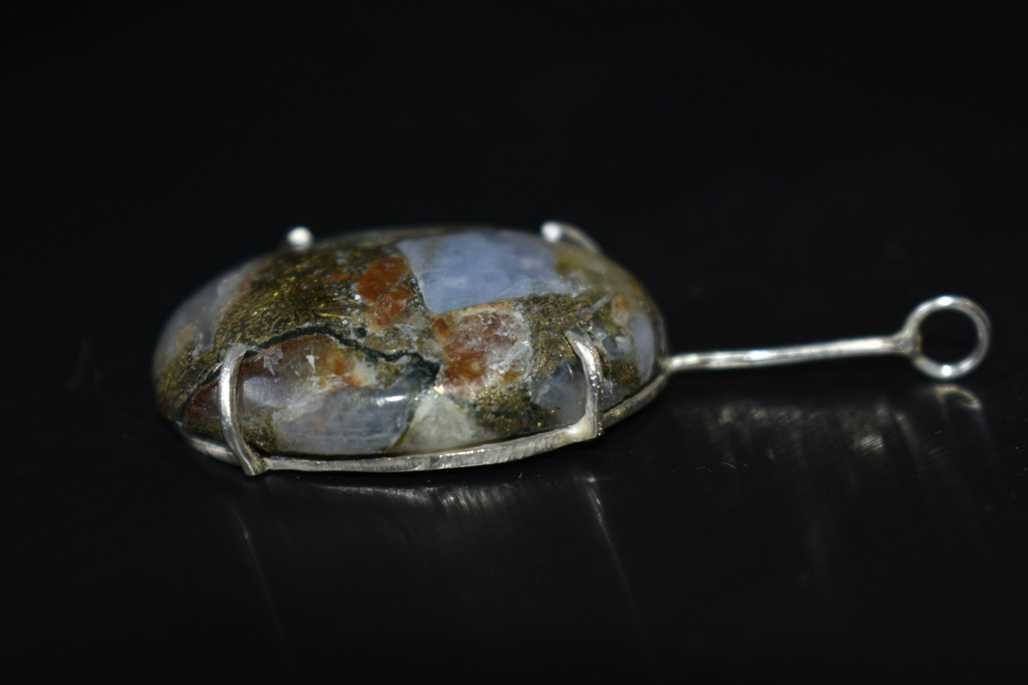Kalcedon cabochon hänge - sterling silver