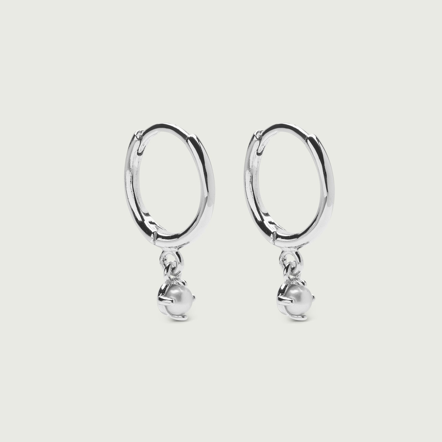 Petite Pearly hoops earrings