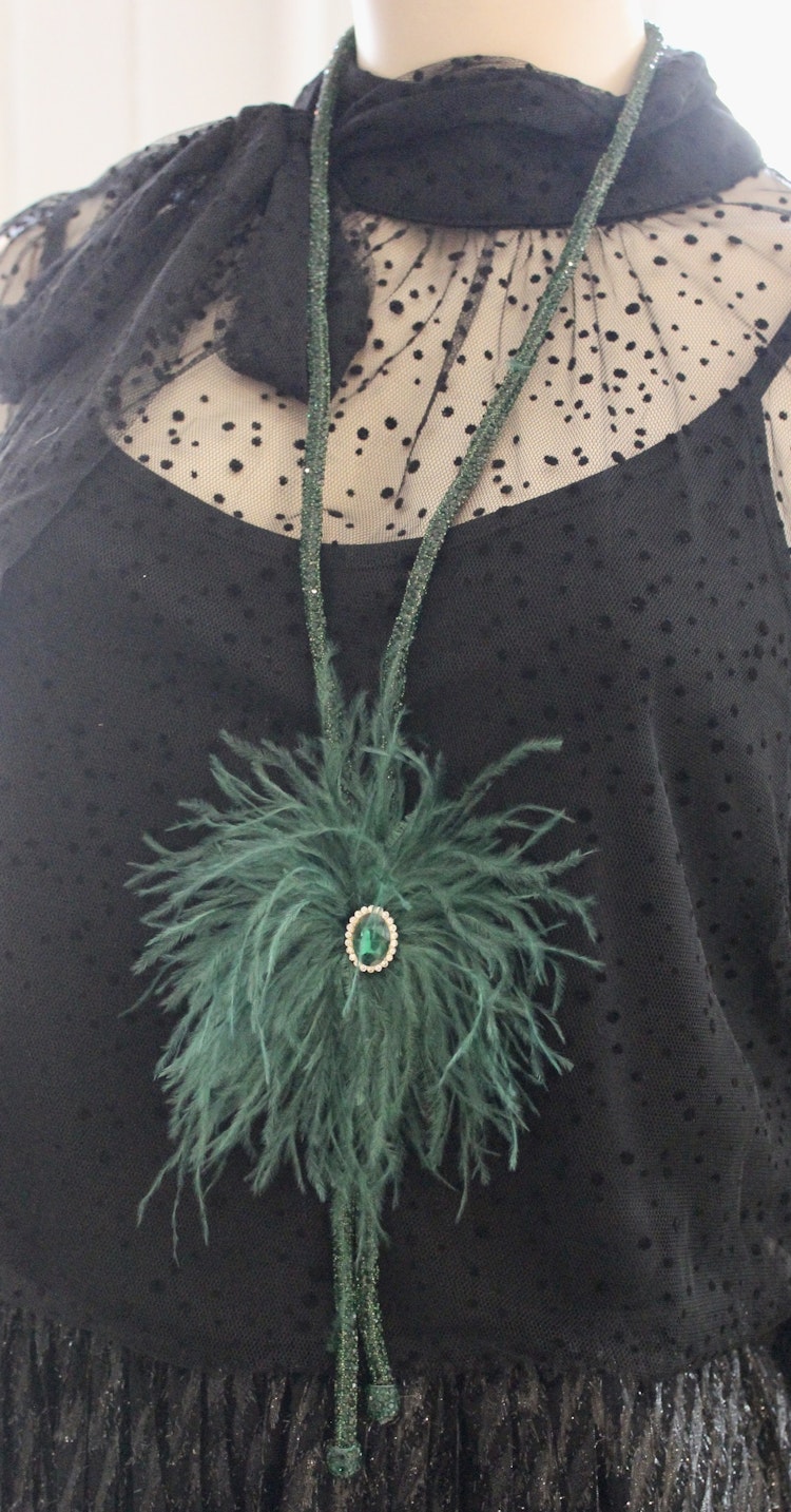 Halsband feather grön