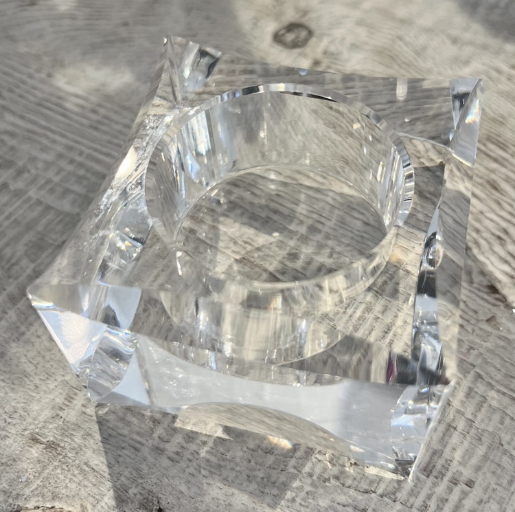 Glaslykta kristall