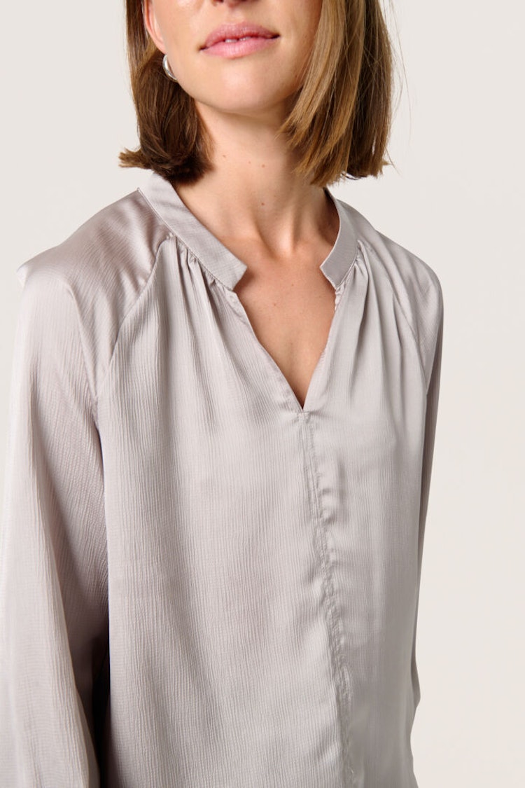 Soaked in luxury Ioana Blouse Porpoise