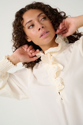 Culture Camusa Flounce shirt spring gardenia