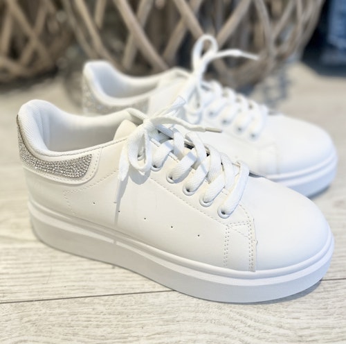 Vita sneakers med strass
