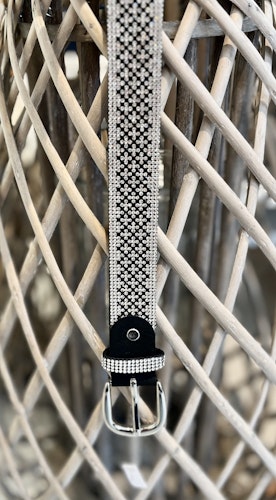 Bälte svart strass
