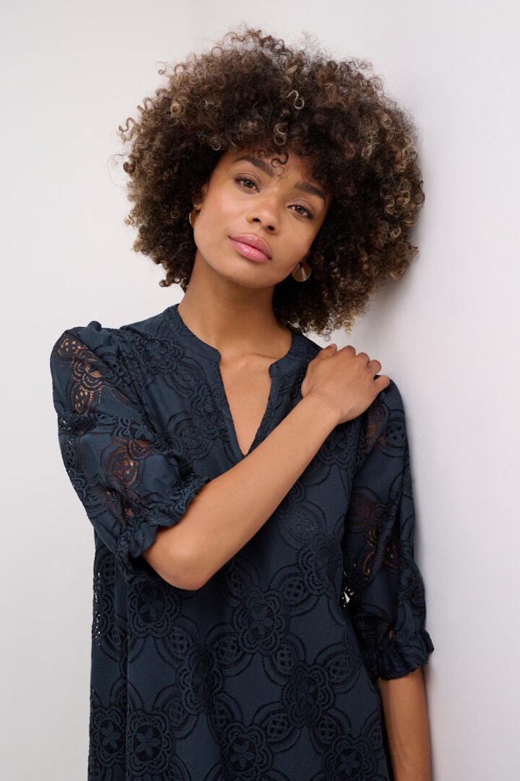 Culture dress black