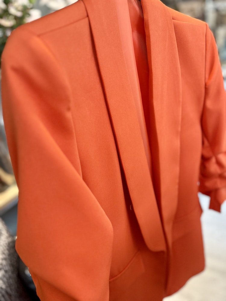 Kavaj Meyra orange