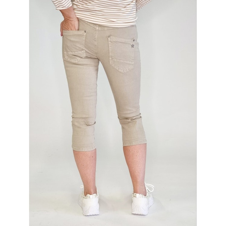 Caprishorts beige med strass
