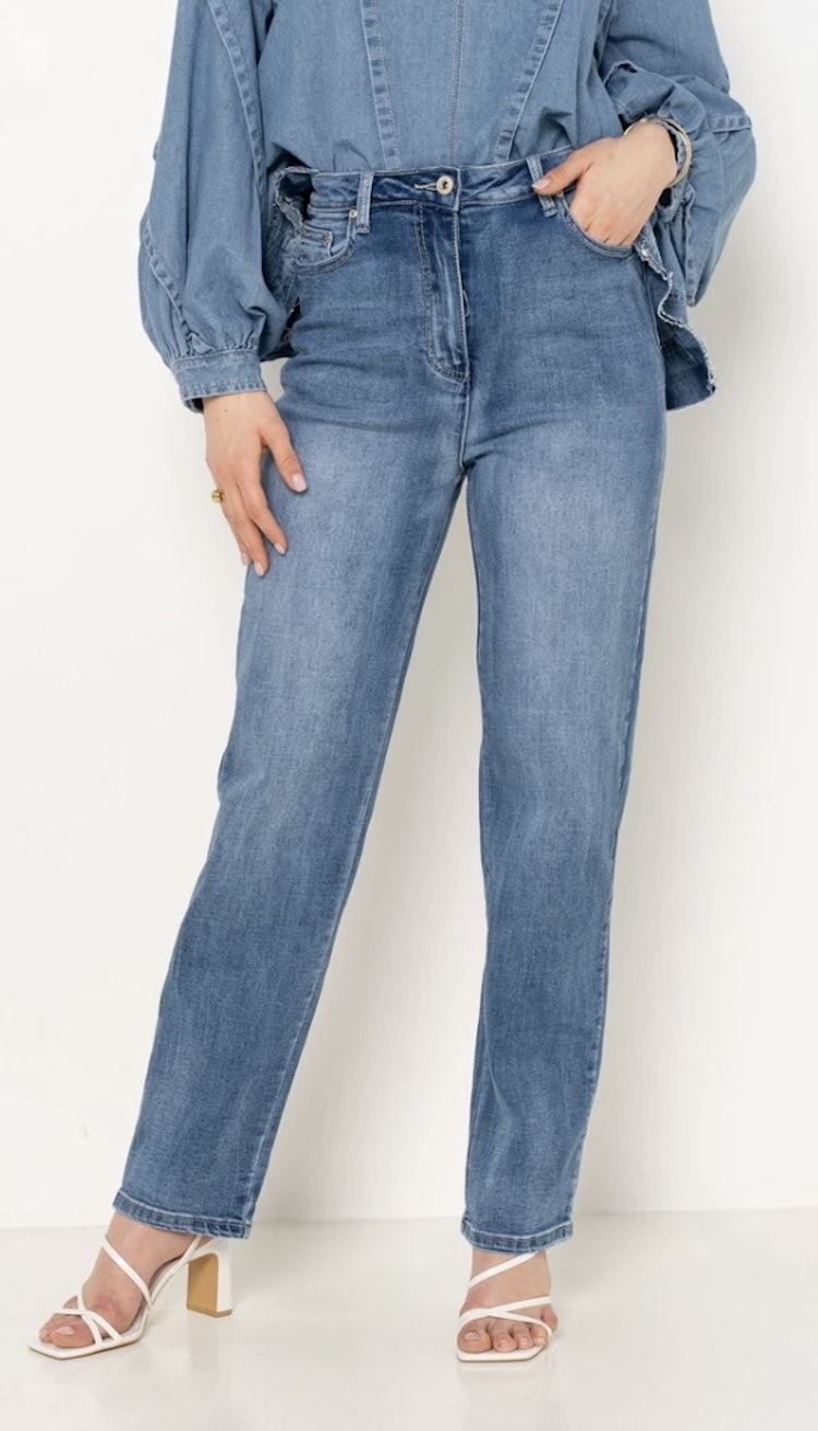 Place du jour Mom jeans
