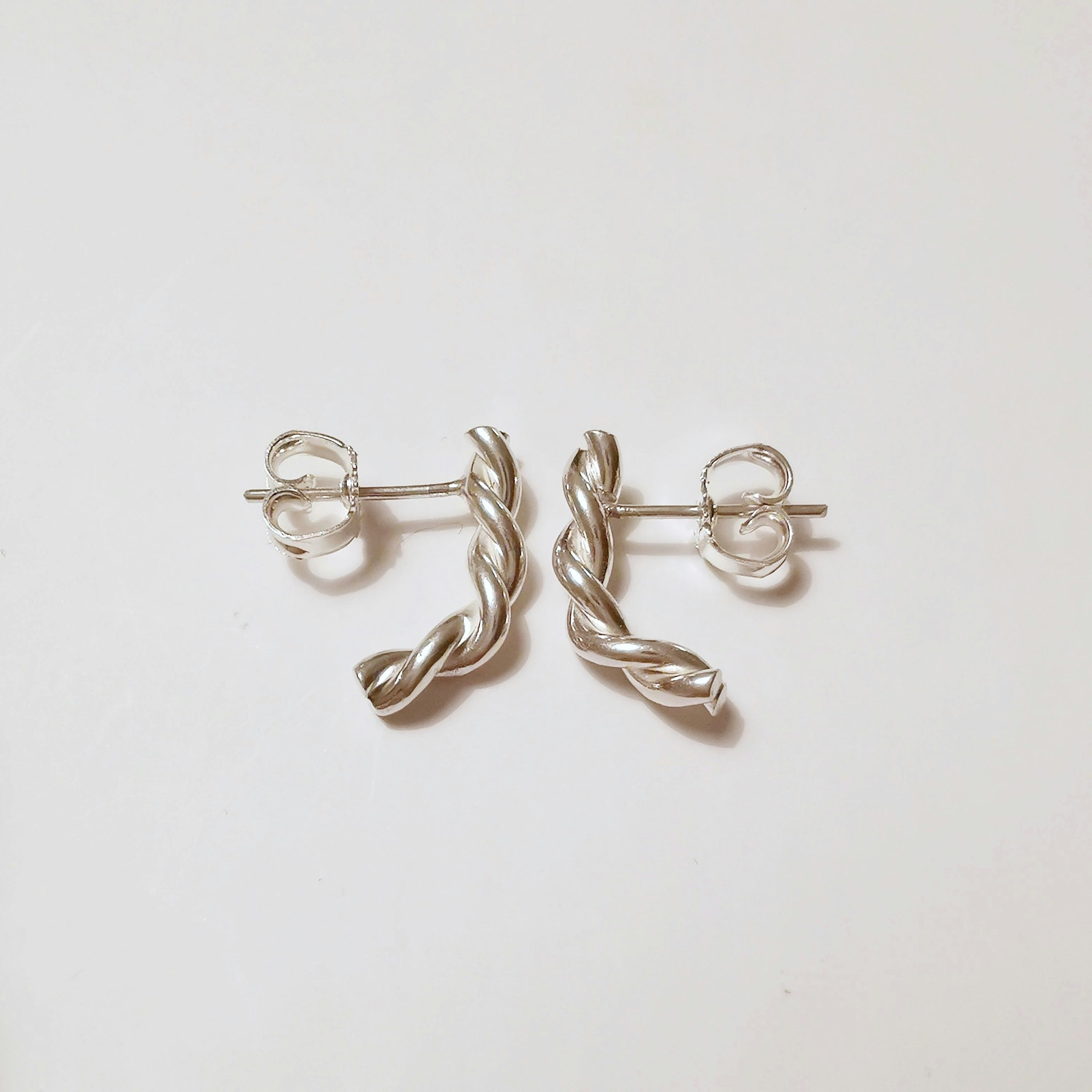 Tiny twister - Silverörhängen