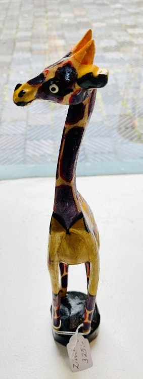 Giraff i trä, H 45 cm, Zimbabwe.