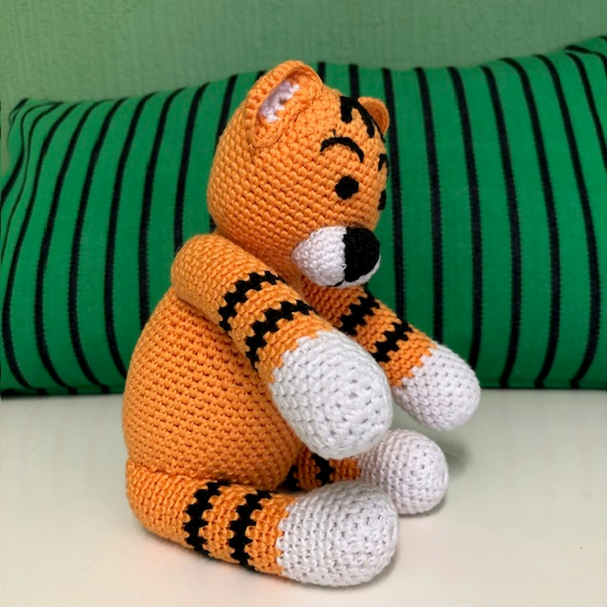 Virkad tiger i bomull, tillverkad i Bangladesh, höjd ca 16 cm