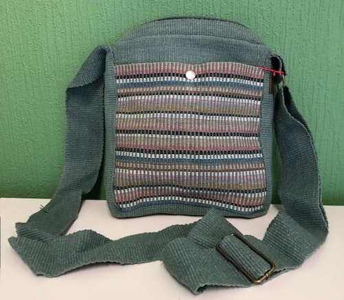 Pocketbag i handfärgat/vävt bomullstyg från Nepal, mild grön/Fair Trade