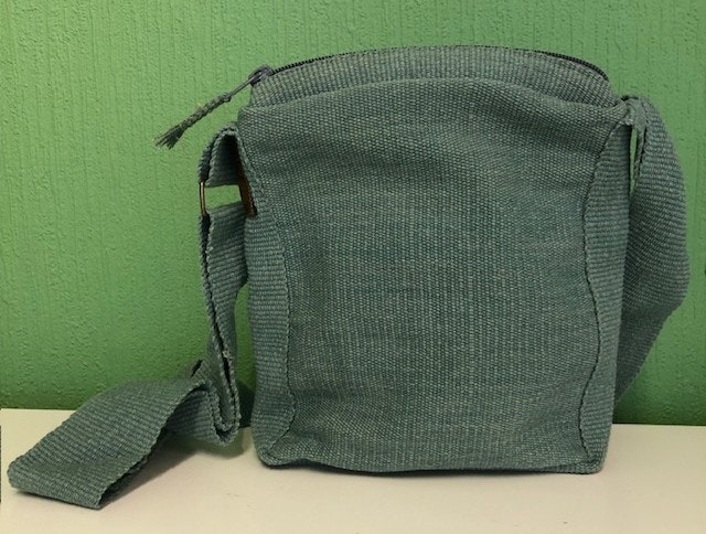 Pocketbag i handfärgat/vävt bomullstyg från Nepal, mild grön/Fair Trade