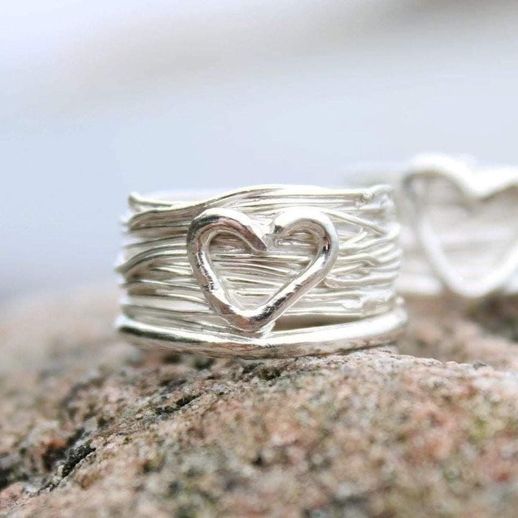 Wide heart ring - silver