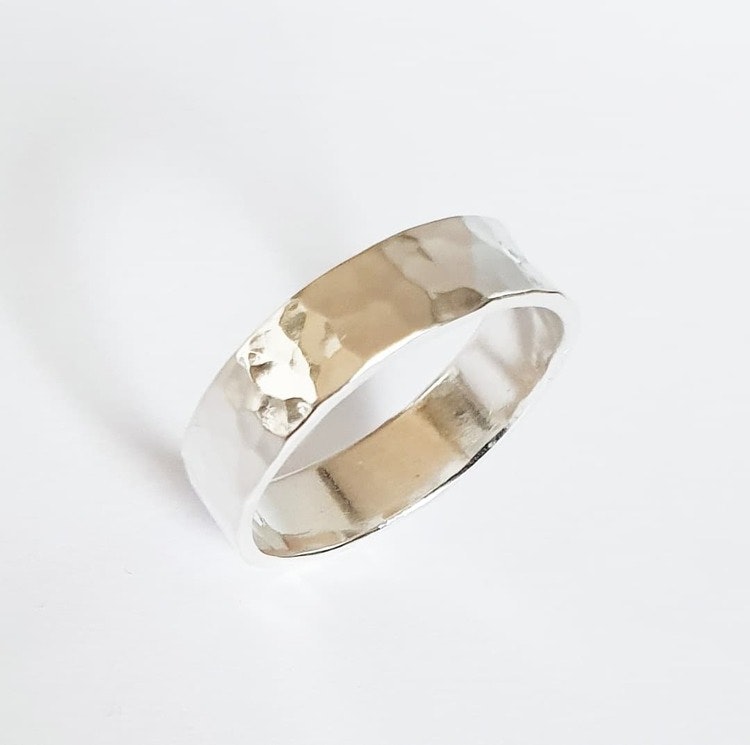 Hamrad mellanbred ring