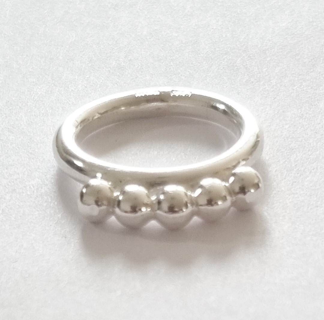 Lillasyster ring med chunky kulor äkta silver