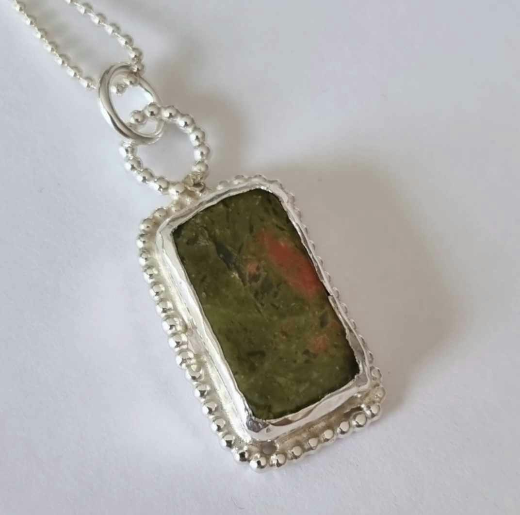 Silver necklace with a set unakite, in sterling silver