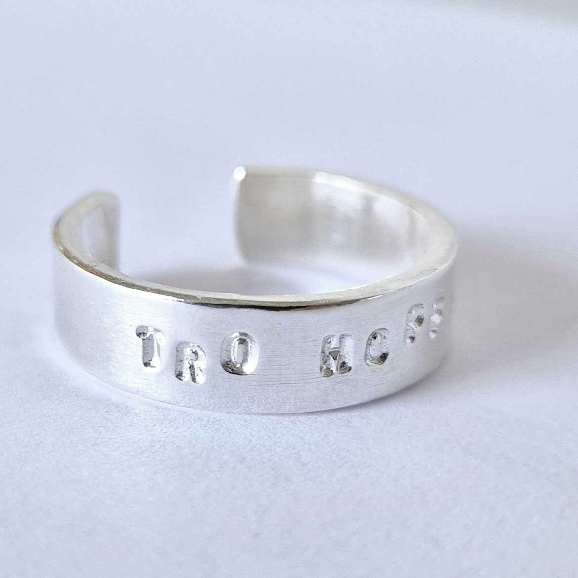Tro Hopp Kärlek öppen handgjord silverring