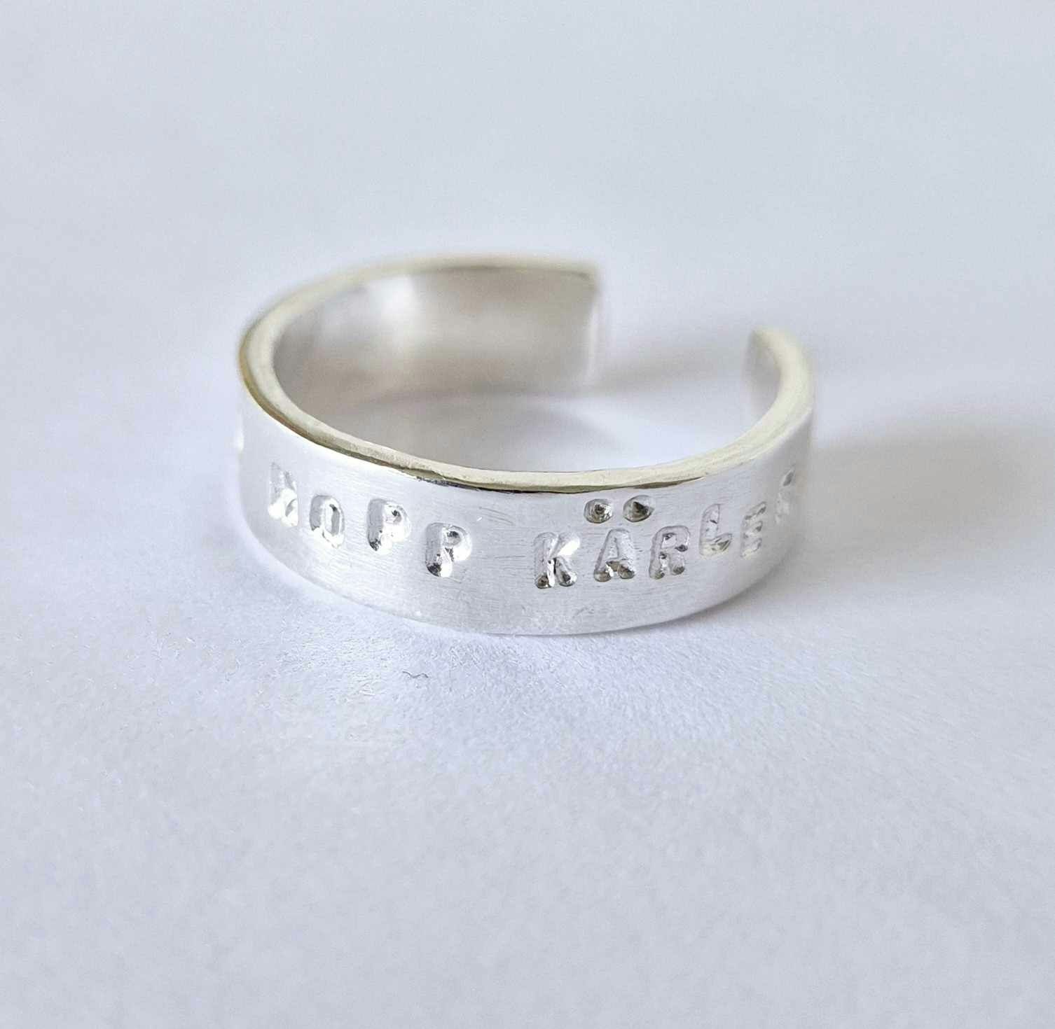 Tro Hopp Kärlek öppen handgjord silverring