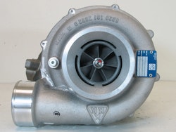 53279986723 BorgWarner  - Renovering utav originalturbo OEM : 3825200, 3802097, 3802127 TAMD63L