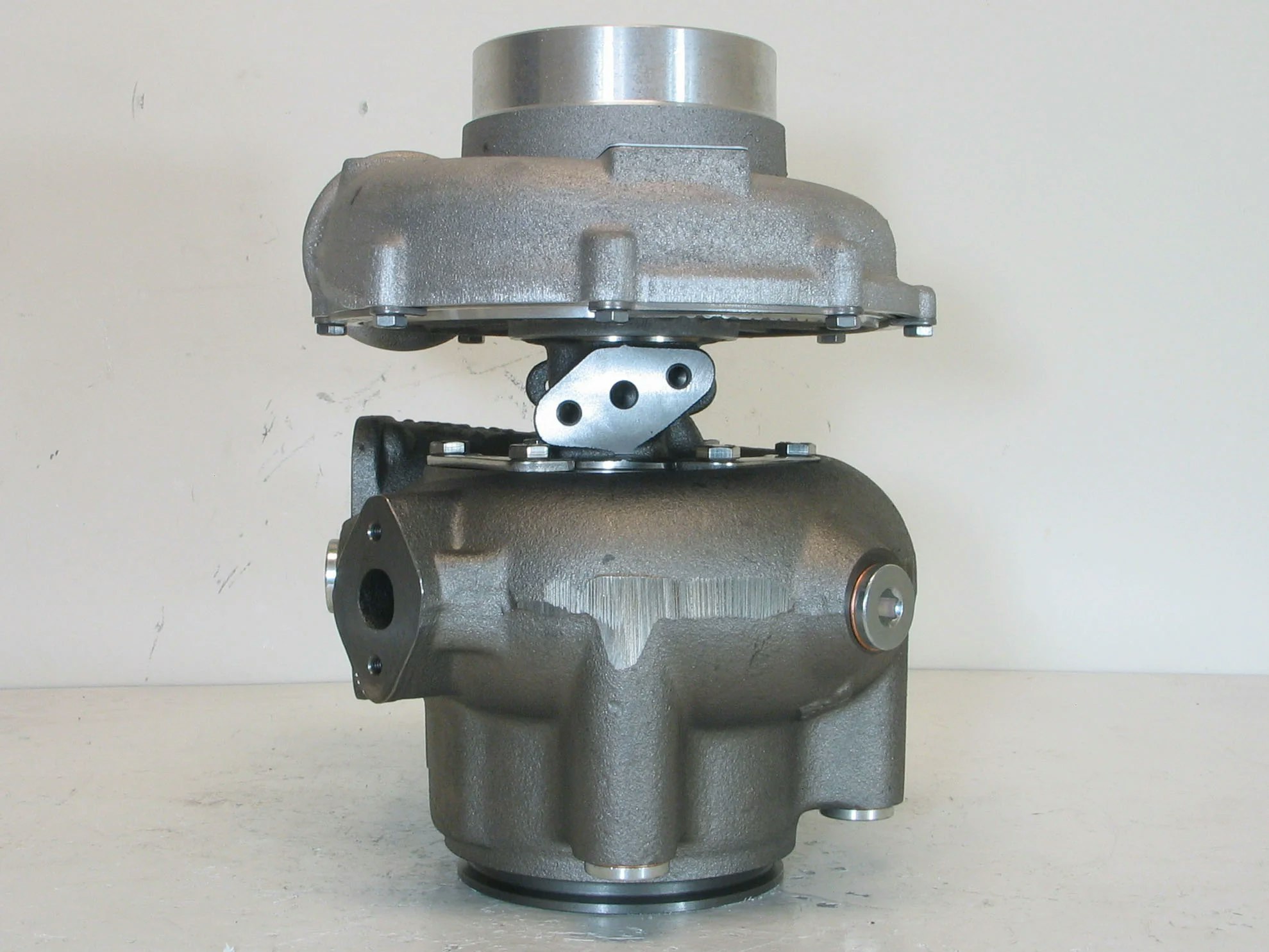 53279986723 BorgWarner  - Renovering utav originalturbo OEM : 3825200, 3802097, 3802127 TAMD63L