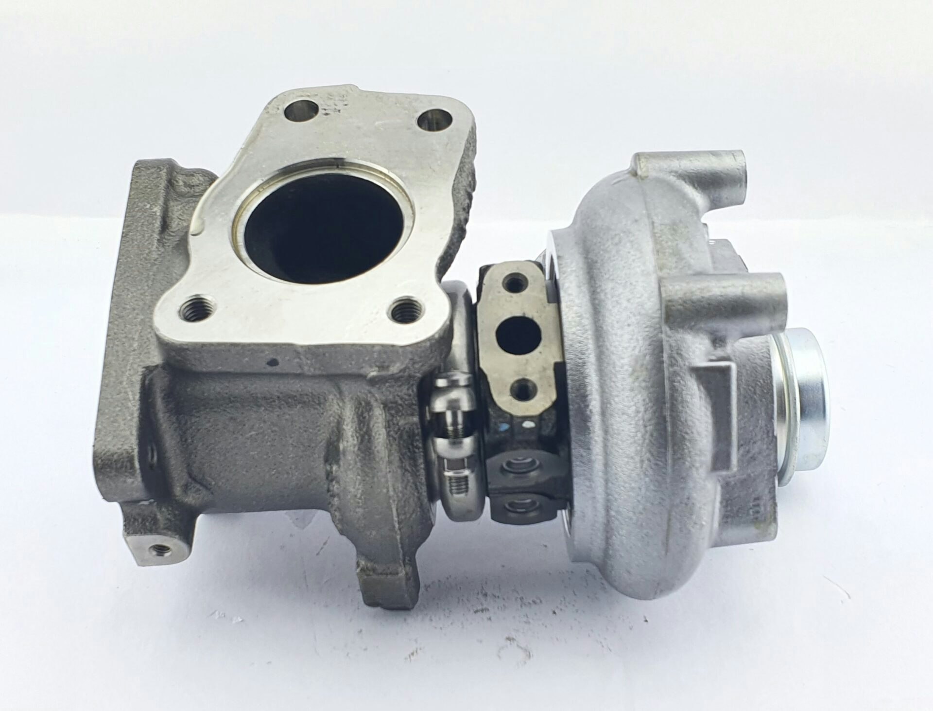 49335-01811 TF035HL8 Mitsubishi Fabriksny turbo Nissan Juke