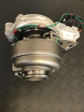 13709900023 BorgWarner reman John Deere OEM : DZ108142 ( Bytesturbo )