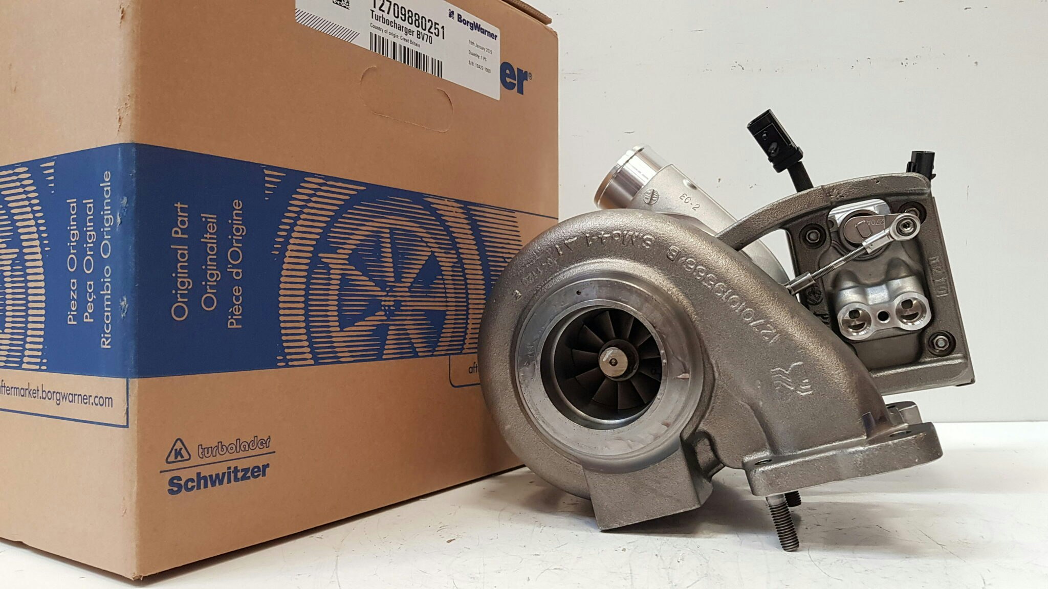 12709880251 BorgWarner fabriksny originalturbo OEM :  5801645175 5801785898 5801966925 47534320 5802084424 ( Bytesturbo )