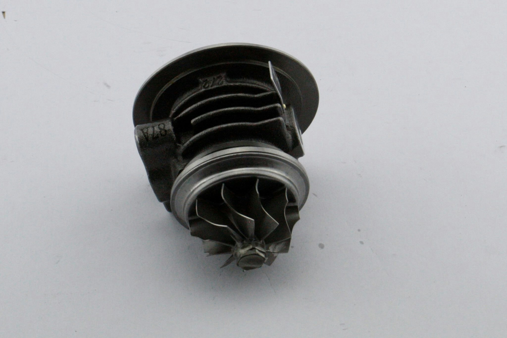 443854-5129S Garrett  452058-5002S  TB2556 - Core / Centrumdel / rotorenhet / Centrumkärna  OEM : 2674A055