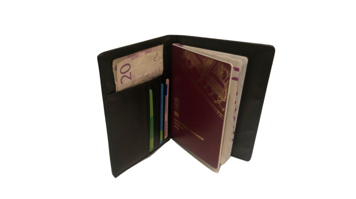 Reseplånbok mot skimming - Skyddar mot stöld av dina kort och personuppgifter